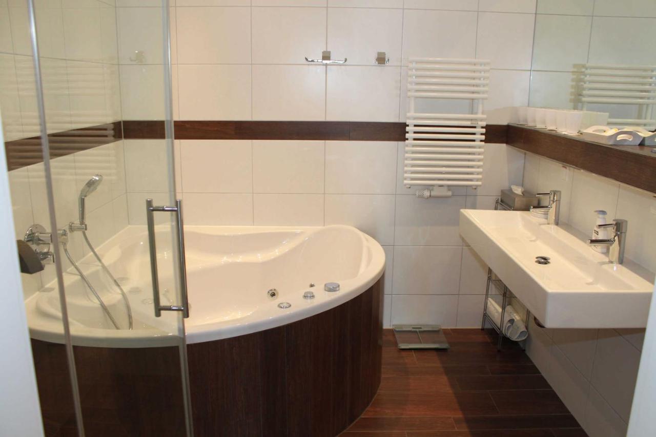 זאסניץ Ruegen Star Appartements De Luxe מראה חיצוני תמונה